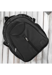 Plecak wodoodporny PAOLO PERUZZI T-103-BL czarny. Kolor: czarny. Materiał: materiał #1