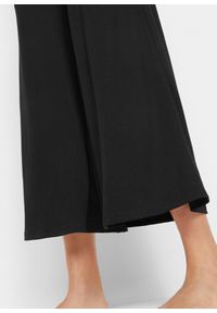 bonprix - Wygodne spodnie culotte z szeroką nogawką. Kolor: czarny. Materiał: materiał. Styl: klasyczny, sportowy #2
