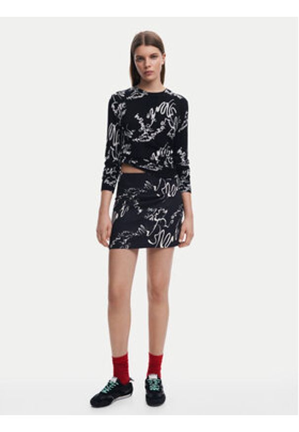 Desigual Spódnica mini 25SWFW03 Czarny Regular Fit. Kolor: czarny. Materiał: bawełna