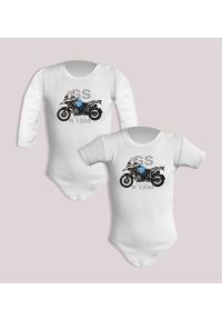 nikiniki - BMW GS — body (Rozmiar: 9M; Długość rękawa: długi; Rodzaj nadruku: BMW GS). Materiał: bawełna. Wzór: nadruk