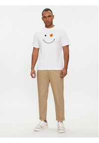 Save The Duck T-Shirt DT1197M BESY18 Biały Regular Fit. Kolor: biały. Materiał: bawełna