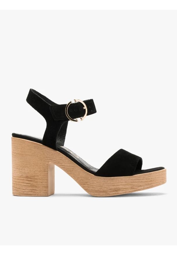 Ryłko - Czarne welurowe sandały na masywnej platformie. Kolor: czarny. Materiał: skóra, welur. Obcas: na platformie. Styl: street