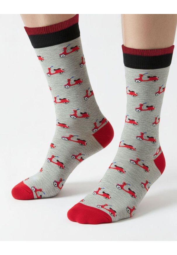 His Story - Tematyczne Skarpetki Bawełniane - Skutery na Popielatym Tle. Kolor: szary. Materiał: poliamid, bawełna, elastan