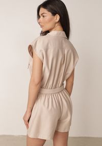Born2be - Beżowy Bawełniano-Lniany Kombinezon Casual w Stylu Safari z Paskiem w Klamrą Cecis. Okazja: na co dzień. Kolor: beżowy. Materiał: bawełna, len. Długość: długie. Styl: casual #4