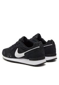 Nike Sneakersy Venture Runner CK2948 001 Czarny. Kolor: czarny. Materiał: mesh, materiał #5