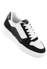 Buty sportowe sneakersy damskie biało czarne panda McBraun 23263 białe. Kolor: biały