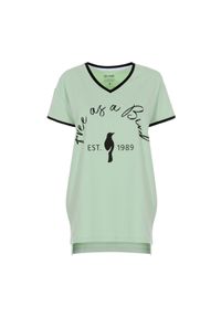 Ochnik - Pistacjowy T-shirt z dekoltem V damski. Okazja: na co dzień. Kolor: zielony. Materiał: bawełna. Wzór: napisy. Styl: casual #2