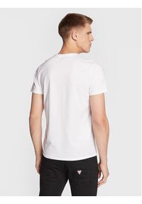 Guess T-Shirt M2BP47 K7HD0 Biały Slim Fit. Kolor: biały. Materiał: bawełna