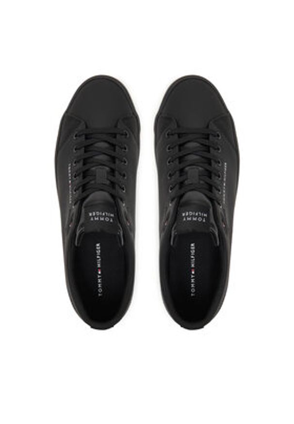 TOMMY HILFIGER - Tommy Hilfiger Sneakersy Th Hi Vulc Core Low Lth Ii Ess FM0FM05511 Czarny. Kolor: czarny. Materiał: skóra