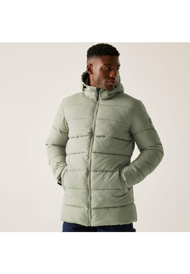 Regatta - Kurtka męska zimowa pikowana Lakiver. Typ kołnierza: kaptur. Kolor: zielony. Materiał: puch. Sezon: zima. Sport: turystyka piesza