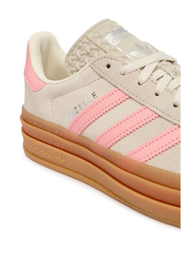 Adidas - adidas Sneakersy Gazelle Bold JQ7409 Beżowy. Kolor: beżowy. Materiał: zamsz, skóra. Model: Adidas Gazelle