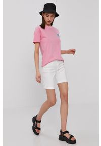 Tommy Jeans Szorty jeansowe damskie kolor biały gładkie medium waist. Okazja: na co dzień. Kolor: biały. Materiał: dzianina, tkanina. Wzór: gładki. Styl: casual
