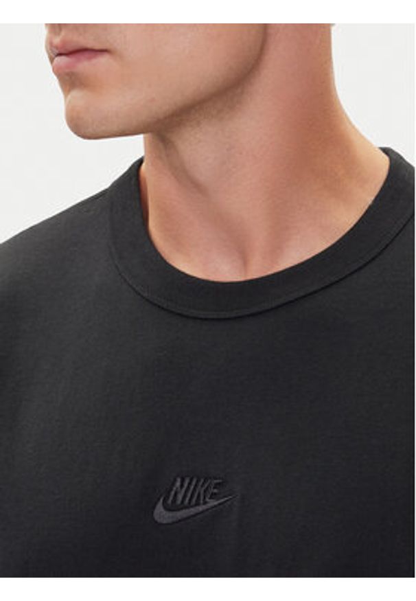 Nike T-Shirt Essentials HF9606 Czarny Oversize. Kolor: czarny. Materiał: bawełna