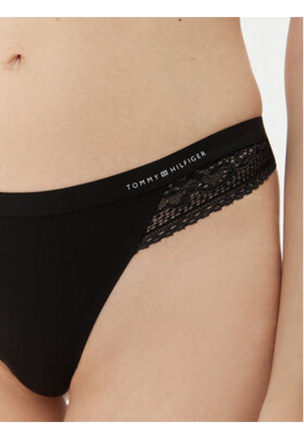 TOMMY HILFIGER - Tommy Hilfiger Stringi UW0UW02473 Czarny. Kolor: czarny. Materiał: syntetyk