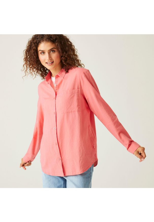 Regatta - Koszula damska Primevere. Kolor: różowy. Materiał: materiał, bawełna. Długość rękawa: długi rękaw. Długość: długie. Sport: turystyka piesza