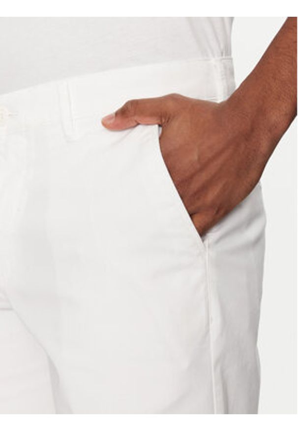 Emporio Armani Underwear Szorty materiałowe EM000591 AF12336 U0002 Biały Regular Fit. Kolor: biały. Materiał: bawełna