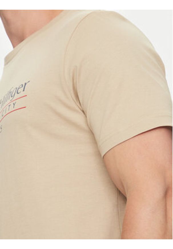TOMMY HILFIGER - Tommy Hilfiger T-Shirt Center Stack MW0MW38621 Beżowy Regular Fit. Kolor: beżowy. Materiał: bawełna