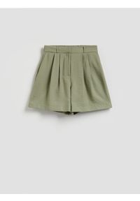 Reserved - Szorty z wiskozą - jasnozielony. Kolor: zielony. Materiał: wiskoza #1