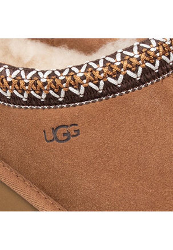 Ugg Śniegowce W Tasman 5955 Brązowy. Kolor: brązowy. Materiał: skóra