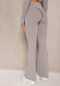 Renee - Jasnoszare Legginsy Dzwony High Waist Orruvana. Okazja: na co dzień. Stan: podwyższony. Kolor: szary. Styl: casual