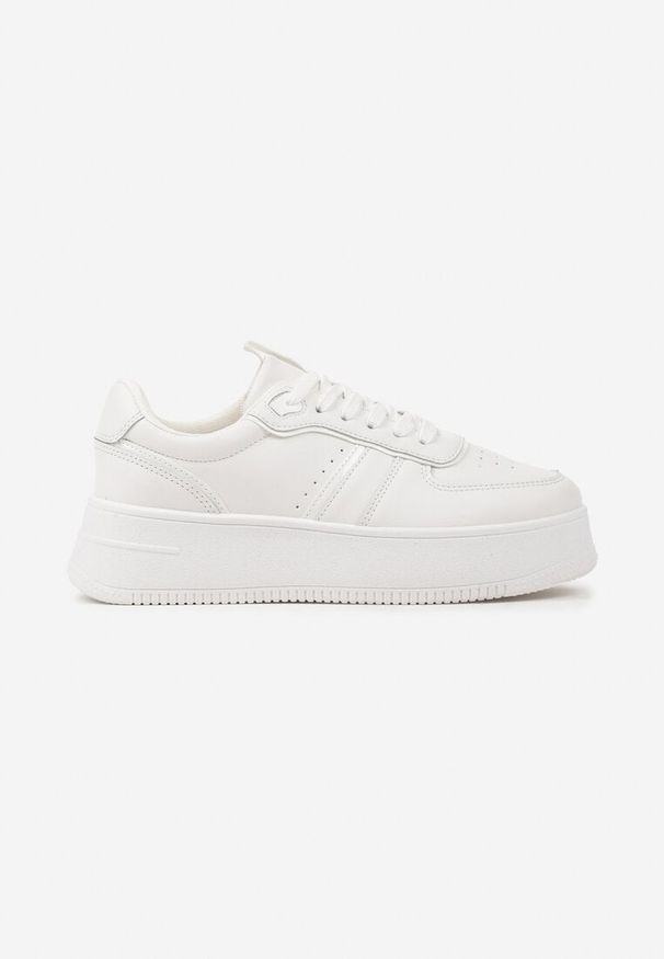 Born2be - Białe Klasyczne Sneakersy Vices na Grubej Podeszwie Torira. Okazja: na co dzień. Nosek buta: okrągły. Zapięcie: sznurówki. Kolor: biały. Materiał: jeans. Obcas: na platformie
