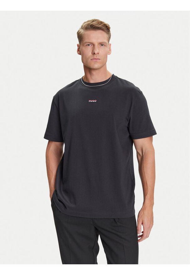 Hugo - HUGO T-Shirt Split Logo 50544185 Czarny Relaxed Fit. Kolor: czarny. Materiał: bawełna