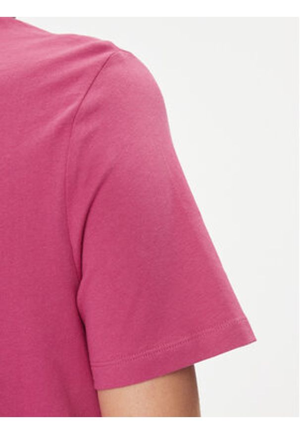 Reebok T-Shirt IM4088 Różowy. Kolor: różowy. Materiał: bawełna