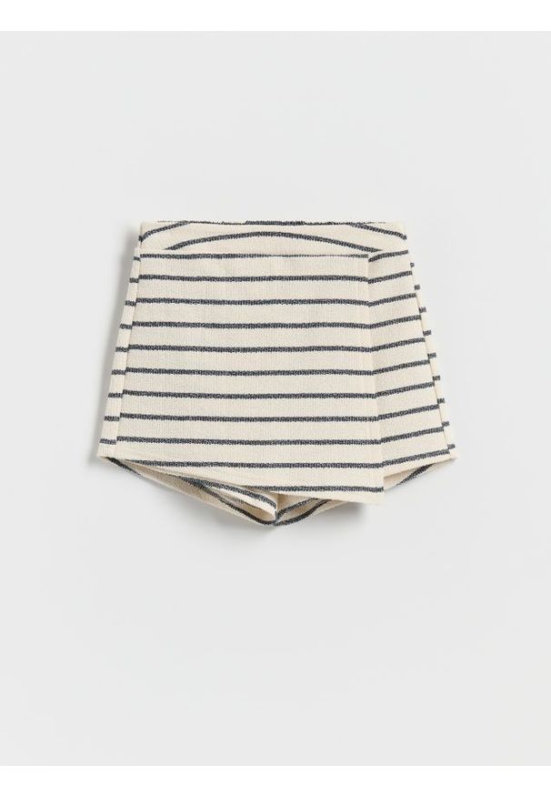 Reserved - Spódnico-szorty w paski - wielobarwny. Materiał: dzianina, bawełna. Wzór: paski