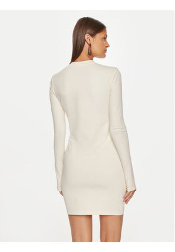 Guess Sukienka codzienna Colette Jersey V4BK04 KCDH1 Biały Regular Fit. Okazja: na co dzień. Kolor: biały. Materiał: bawełna. Typ sukienki: proste. Styl: casual