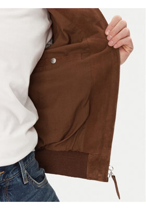 Schott NYC Kurtka skórzana LC300 Brązowy Regular Fit. Kolor: brązowy. Materiał: skóra