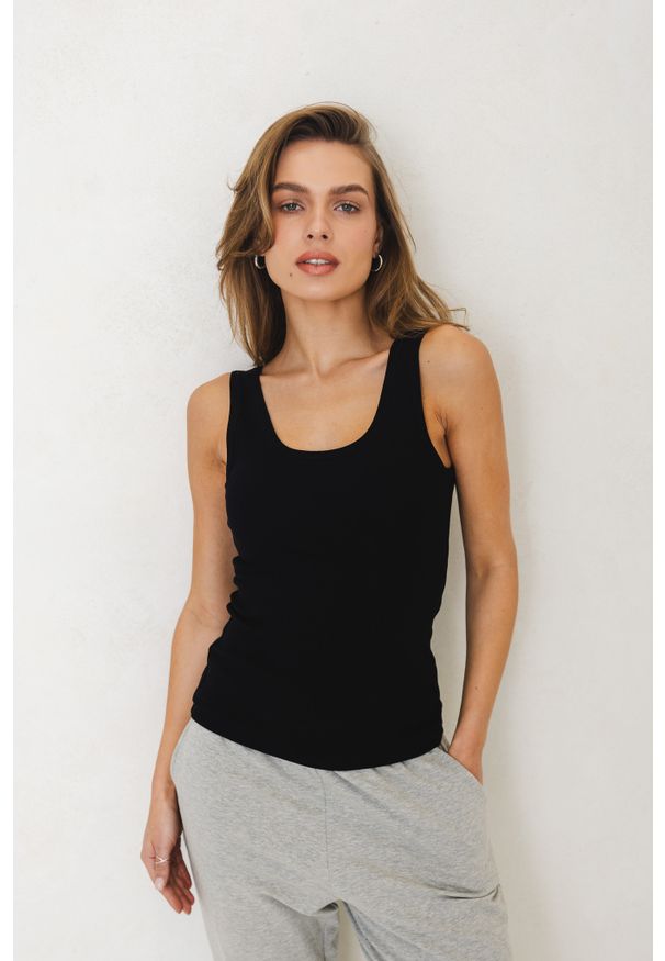 TOP PAM CZARNY XS - Flawless. Okazja: na co dzień. Kolor: czarny. Materiał: dresówka, skóra, bawełna. Sezon: lato. Styl: klasyczny, sportowy, casual