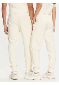 Fila Spodnie dresowe Unisex Bovrup FAU0146 Écru Regular Fit. Materiał: bawełna