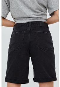 Vero Moda szorty jeansowe damskie kolor szary gładkie high waist. Okazja: na co dzień. Stan: podwyższony. Kolor: szary. Materiał: jeans. Wzór: gładki. Styl: casual #5