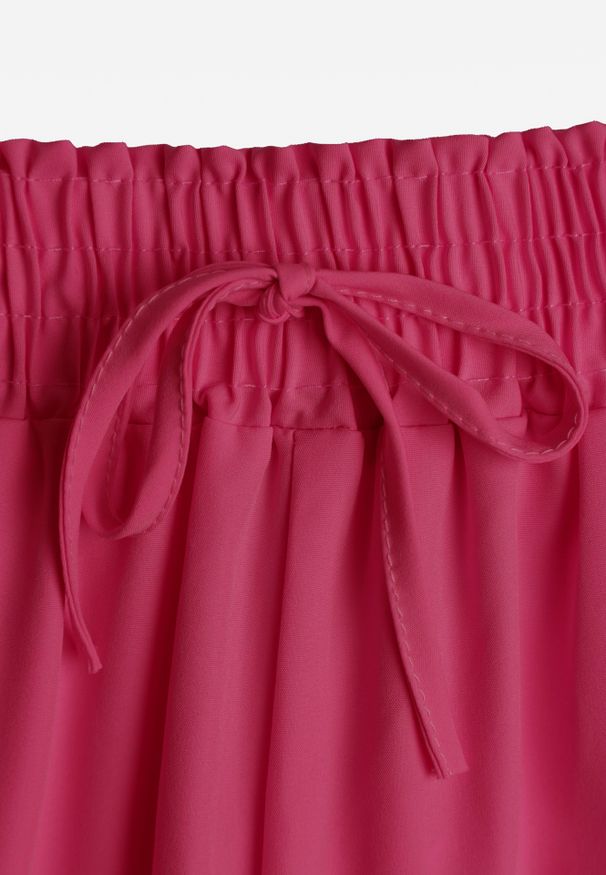 Renee - Ciemnofioletowe Spodnie High Waist z Szerokimi Nogawkami z Wiskozą Wykończone Gumką w Talii Crisantas. Okazja: na spacer, na co dzień. Stan: podwyższony. Kolor: fioletowy. Materiał: wiskoza. Styl: casual