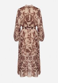 Born2be - Brązowa Rozkloszowana Sukienka z Wiązanym Paskiem i Metaliczną Nicią Nalirina. Okazja: na co dzień. Typ kołnierza: dekolt w kształcie V. Kolor: brązowy. Materiał: wiskoza, elastan. Wzór: aplikacja. Typ sukienki: proste, rozkloszowane. Styl: elegancki, casual, klasyczny #3