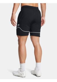 Spodenki piłkarskie męskie Under Armour Challenger Pro Train. Kolor: czarny. Sport: piłka nożna