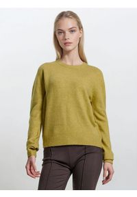 Sinsay - Klasyczny sweter z domieszką wełny - żółty. Kolor: żółty. Materiał: wełna. Styl: klasyczny