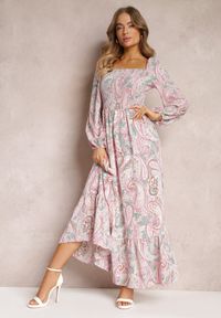Renee - Różowo-Zielona Sukienka Agaris. Typ kołnierza: dekolt kwadratowy. Kolor: różowy. Długość rękawa: długi rękaw. Wzór: aplikacja, paisley, kolorowy. Styl: klasyczny. Długość: maxi #7