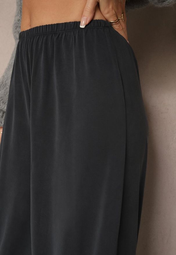 Renee - Granatowe Szerokie Spodnie High Waist z Gumką w Talii Dimoris. Okazja: na co dzień. Stan: podwyższony. Kolor: niebieski. Styl: elegancki, casual