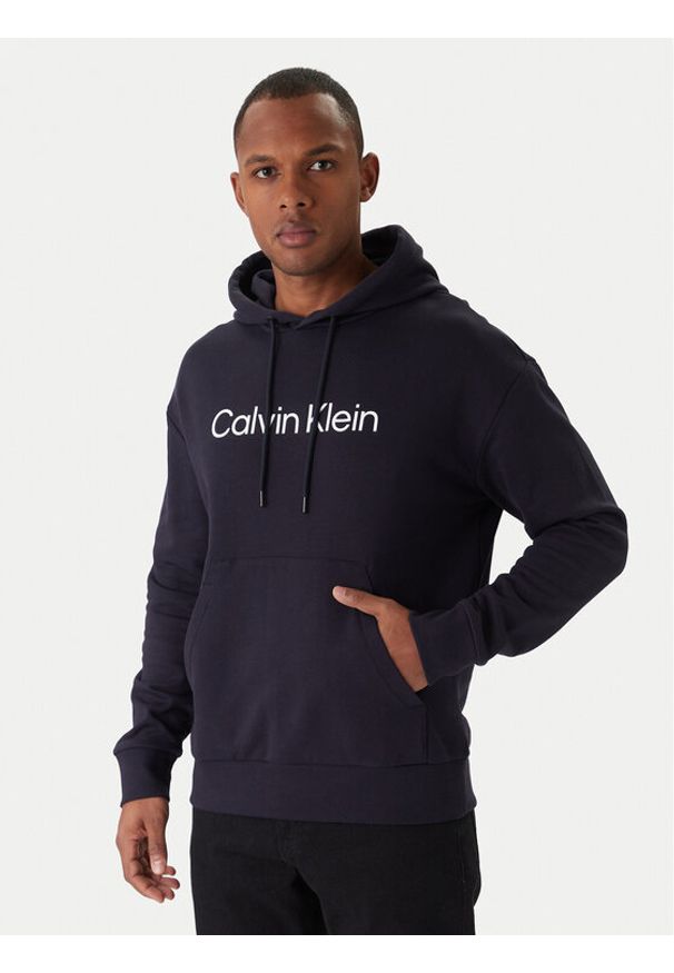 Calvin Klein Bluza Hero K10K111345 Granatowy Regular Fit. Kolor: niebieski. Materiał: bawełna