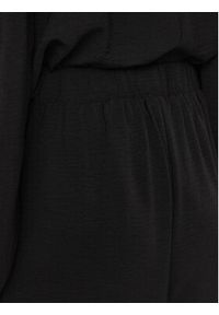 Vero Moda Spodnie materiałowe 10302548 Czarny Loose Fit. Kolor: czarny. Materiał: syntetyk
