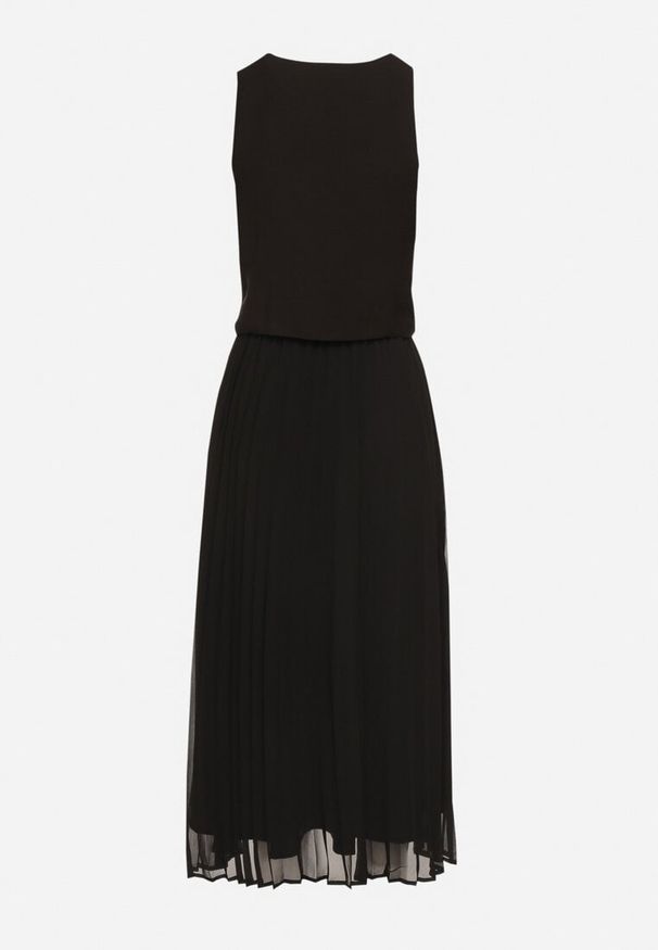 Born2be - Czarna Plisowana Sukienka z Wiskozy z Wszytą Kamizelką Silanda. Typ kołnierza: dekolt w serek. Kolor: czarny. Materiał: wiskoza. Sezon: wiosna. Styl: elegancki, klasyczny