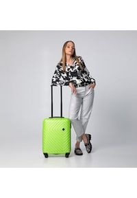 Wittchen - Walizka kabinowa z ABS-u z geometrycznym tłoczeniem jasny różowa. Kolor: różowy. Materiał: poliester. Wzór: geometria #6