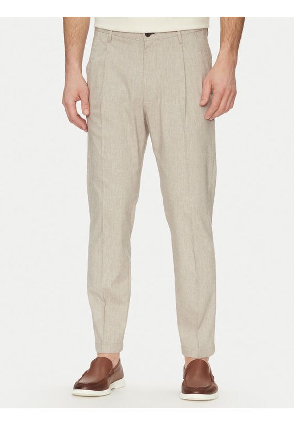 JOOP! Jeans Chinosy 15 JJF-100Lead2 30046561 Beżowy Loose Fit. Kolor: beżowy. Materiał: bawełna