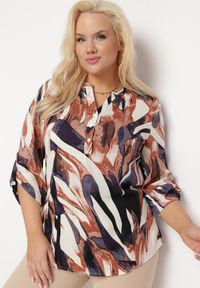 Born2be - Beżowo-Brązowa Bluzka w Abstrakcyjny Wzór z Podpinanymi Rękawami Xaliana. Okazja: na co dzień. Kolekcja: plus size. Kolor: beżowy. Styl: casual