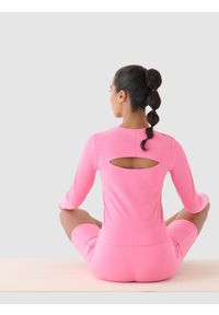 4f - 4F Longsleeve treningowy szybkoschnący damski - różowy L. Kolor: różowy. Materiał: dzianina, włókno, syntetyk, materiał, prążkowany, elastan. Długość rękawa: długi rękaw. Długość: długie. Wzór: prążki, jednolity. Sport: fitness