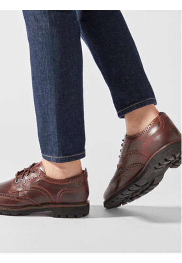 Clarks Półbuty Batcombe Far 261734397 Brązowy. Kolor: brązowy. Materiał: skóra