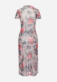 Born2be - Różowa Prześwitująca Sukienka z Krótkim Rękawem i Nadrukiem Baham. Okazja: na co dzień. Kolor: różowy. Materiał: wiskoza. Długość rękawa: krótki rękaw. Wzór: nadruk. Typ sukienki: proste. Styl: casual, elegancki #5