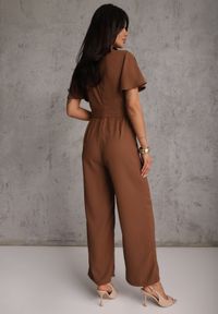 Renee - Brązowy Kombinezon VICES Ozdobiony Paskiem i Klamrą o Nieregularnym Kształcie Metilaeno. Kolor: brązowy. Wzór: aplikacja #7