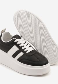 Born2be - Czarne Sneakersy w Stylu Klasycznych Tenisówek na Grubej Podeszwie Rediree. Okazja: na co dzień, na spacer. Kolor: czarny. Materiał: jeans. Szerokość cholewki: normalna. Sport: turystyka piesza #5